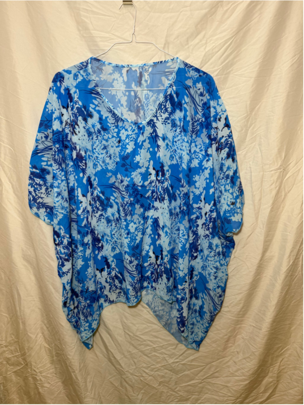Women's SHEIN Blue and White Floral Swim Coverup Size L
